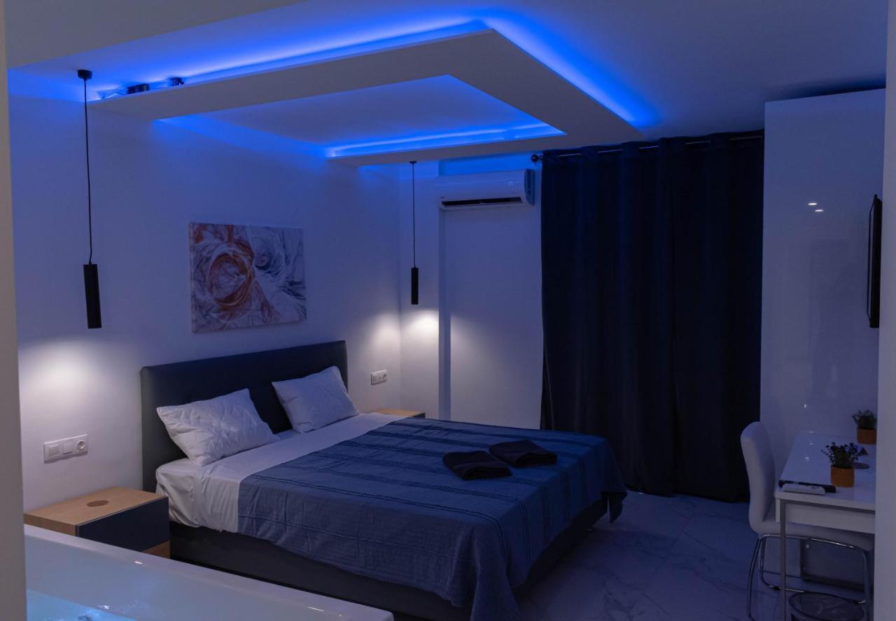 Athens Jacuzzi Apartment ภายนอก รูปภาพ