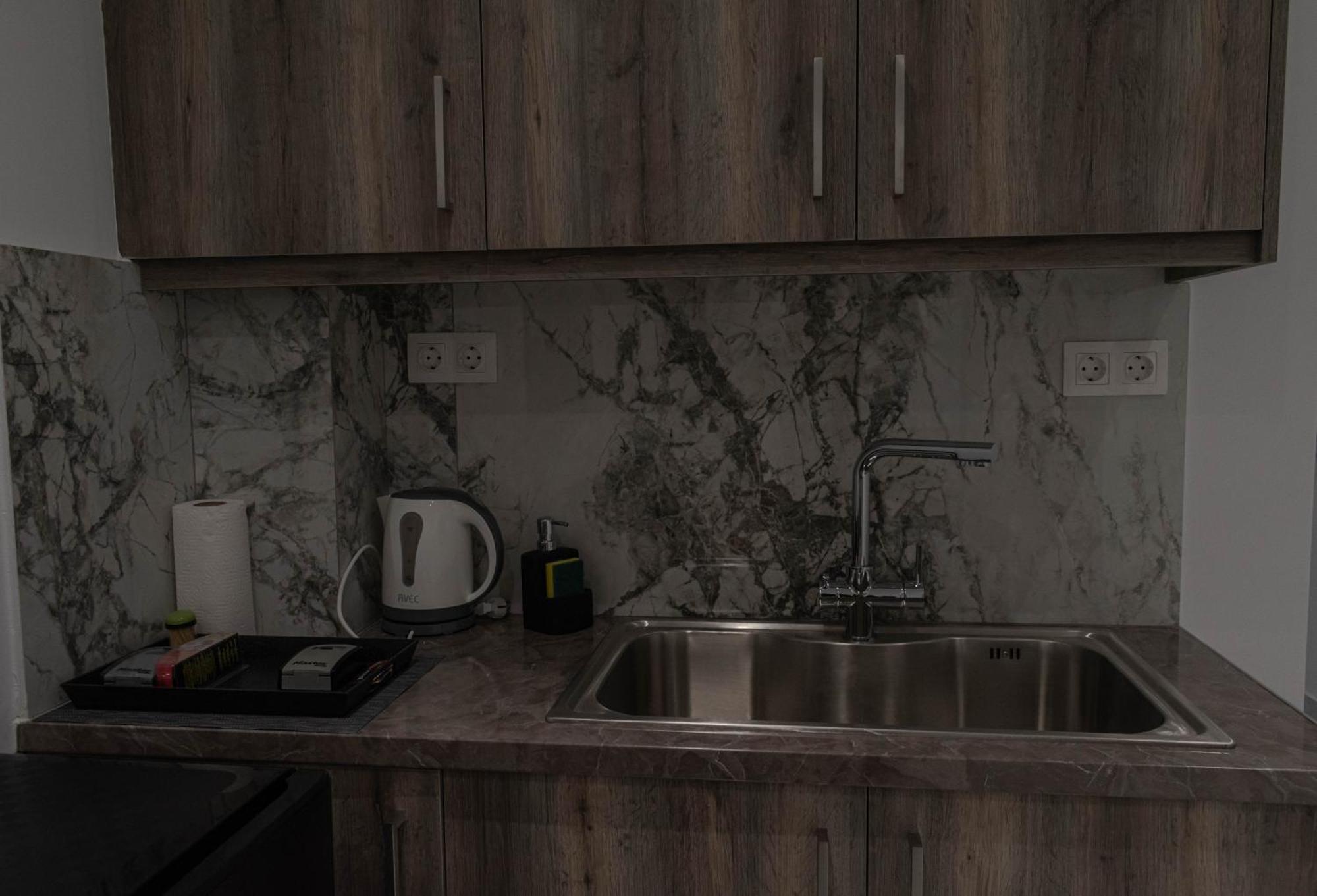 Athens Jacuzzi Apartment ภายนอก รูปภาพ